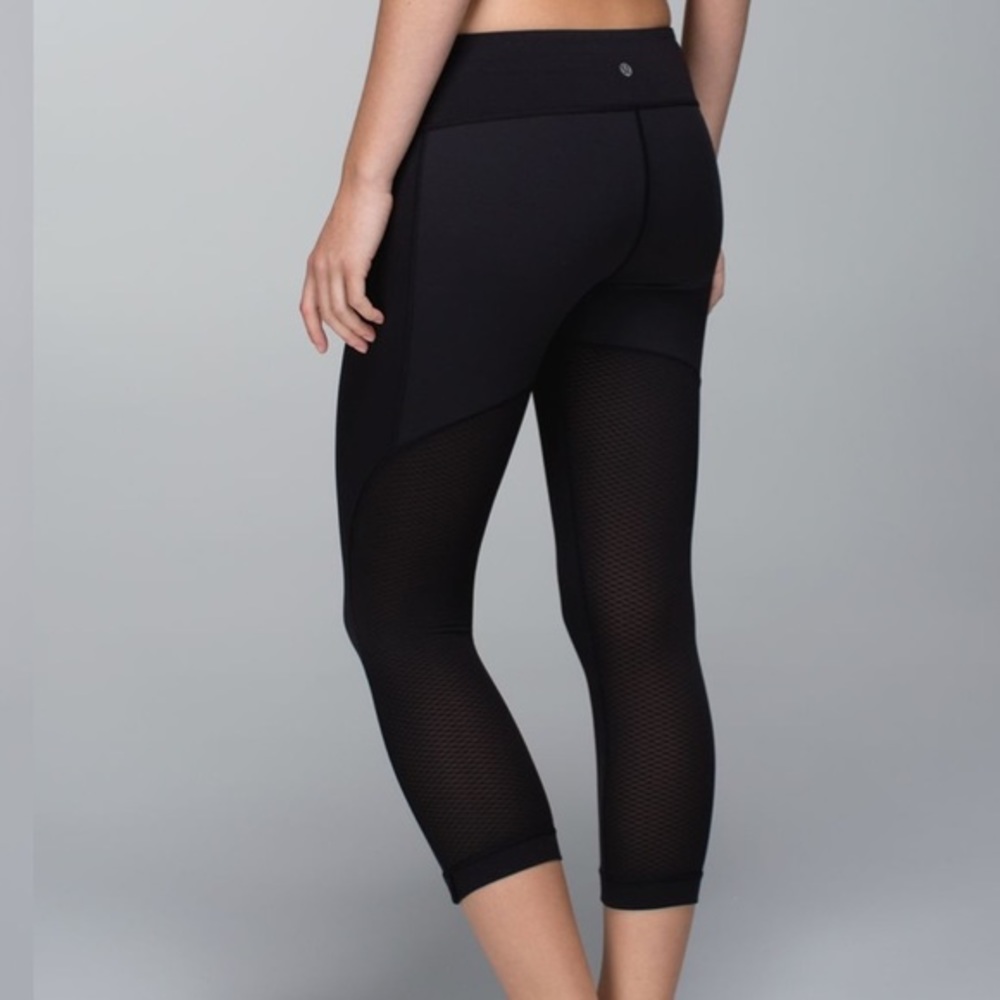 Lululemon Top Speed Crop Leggings